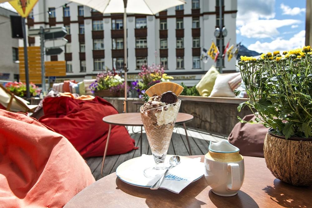 Hauser Hotel St. Moritz Bagian luar foto